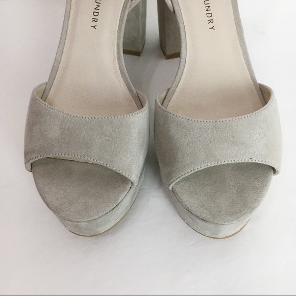 Chinese Laundry Size 10 Theresa Gray Vegan Suede Platform Open Toe Sandals Heels - Picture 4 of 14